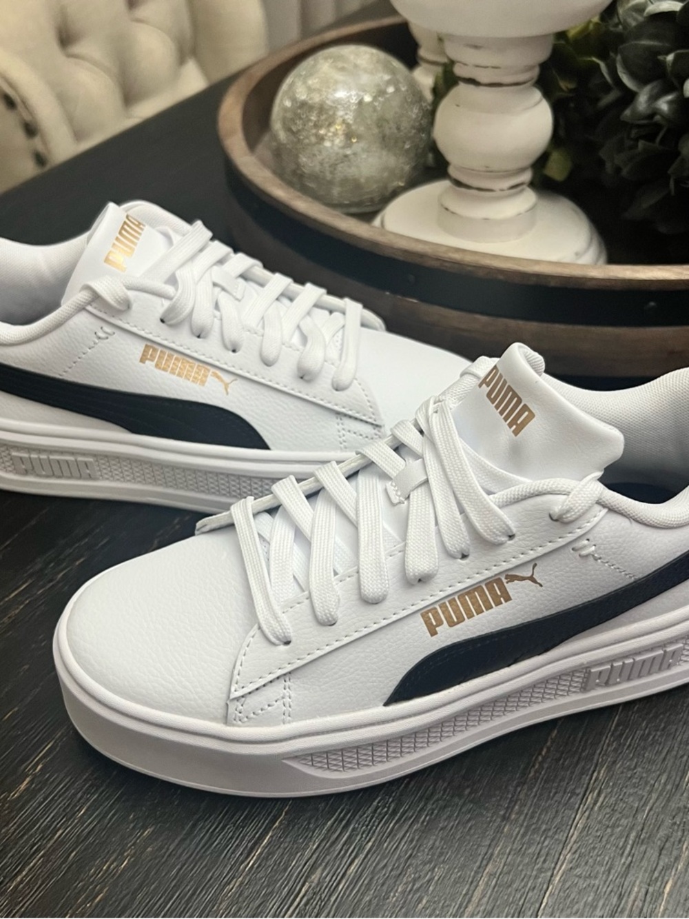 Puma Women’s Smash Platform V3 White/Black/Gold New Without Tags Size 7.5